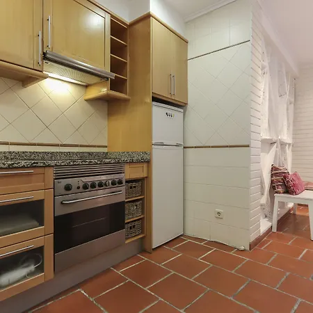 Apartman Typical Mouraria By Homing *