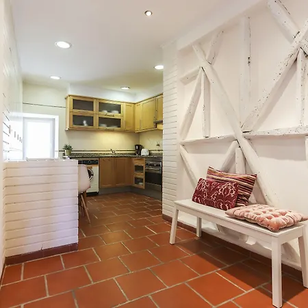 Apartamento Typical Mouraria By Homing Lisboa
