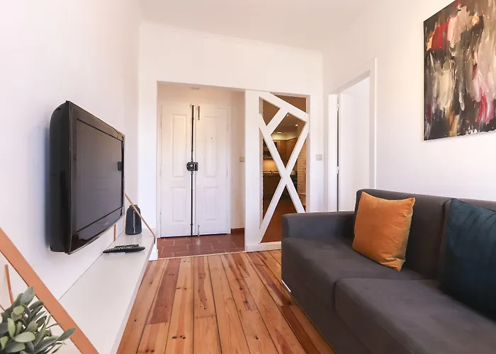 Typical Mouraria By Homing