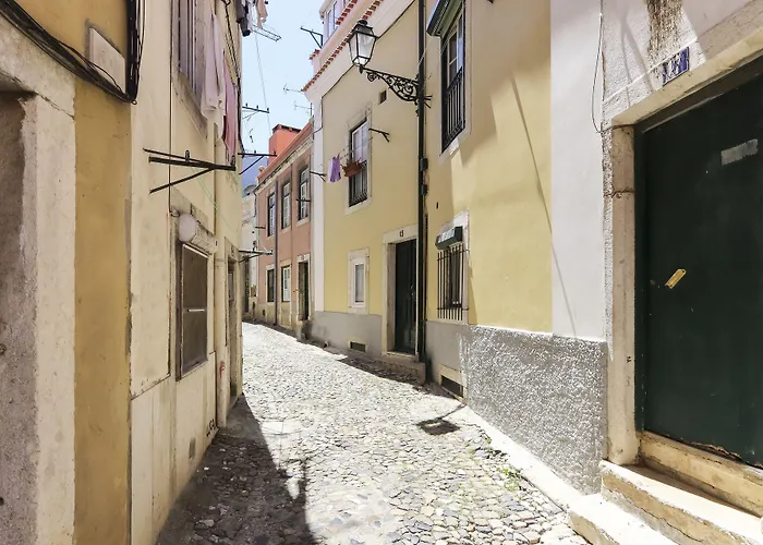 Typical Mouraria By Homing * Lisboa